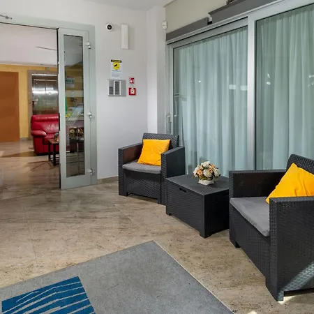 Apartmanhotel Marzia 4*