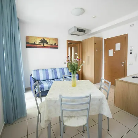 Marzia Aparthotel 4*