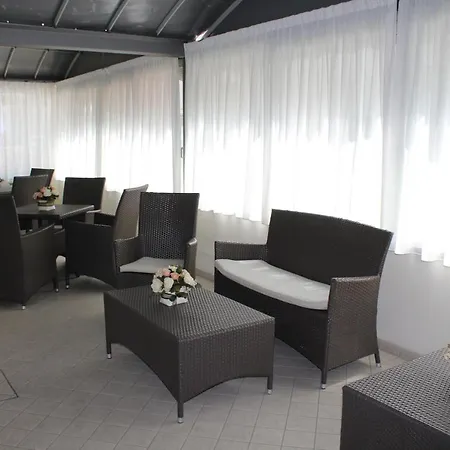 Aparthotel Marzia 4*