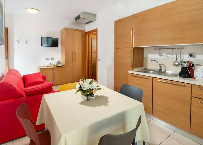 Apartmanhotel Marzia 4*