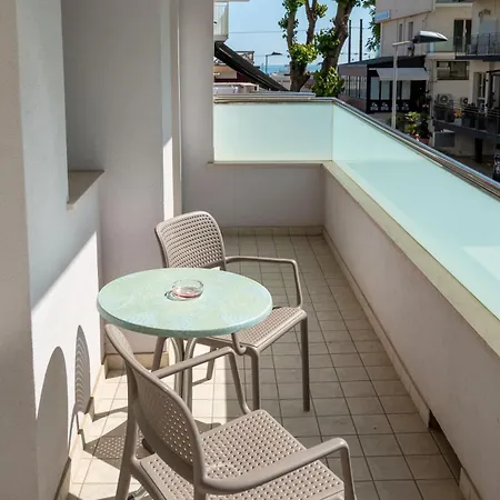 Marzia Aparthotel
