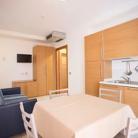 Marzia Lejlighedshotel 3*