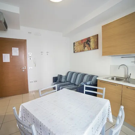 Marzia Apartahotel Rímini