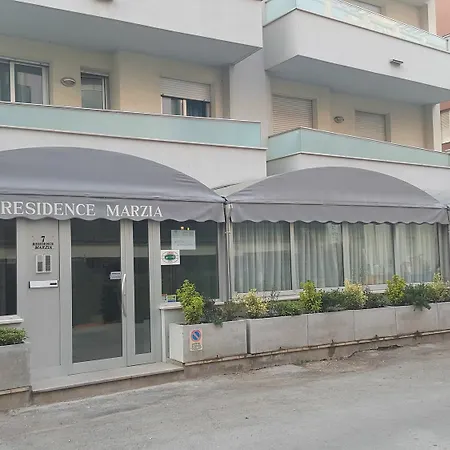 Lejlighedshotel Marzia 3*