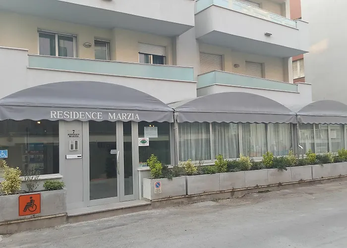 Appart hôtel Marzia 4*